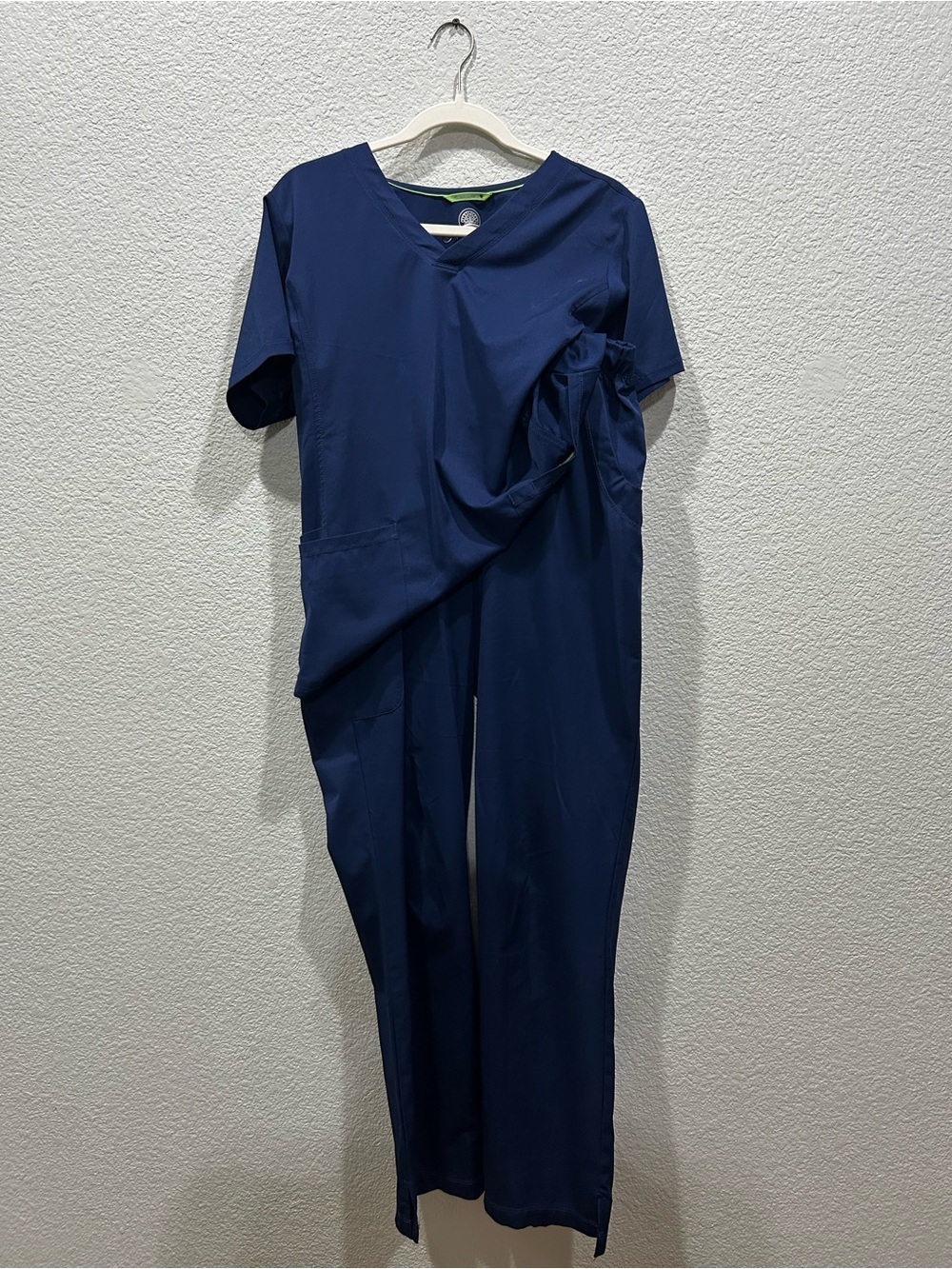 Healing Hands Women's Scrubs Set in Navy Blue | L Top & L Tall Pants